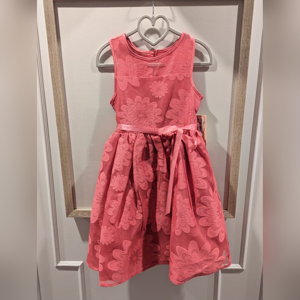 NWT 4Ever Free Girls Size 5 Pink Floral Dress with Satin Tie